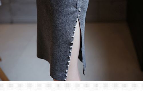服飾官網(wǎng)】古琪古莉秋冬純色寬松直筒裙釘珠毛衣高領(lǐng)開(kāi)叉針織連衣裙女