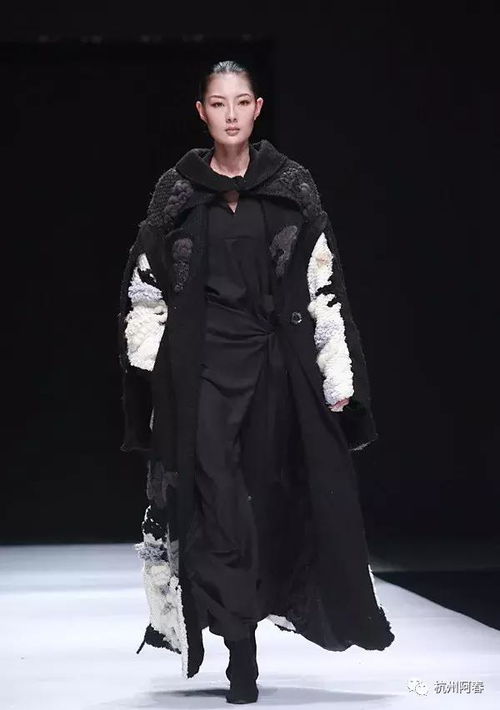 大連工業(yè)大學(xué)服裝與服飾設(shè)計(jì)專(zhuān)業(yè)女裝 針織優(yōu)秀畢業(yè)設(shè)計(jì)作品展演